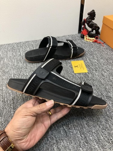 LV Sandals 1：1 Quality-154