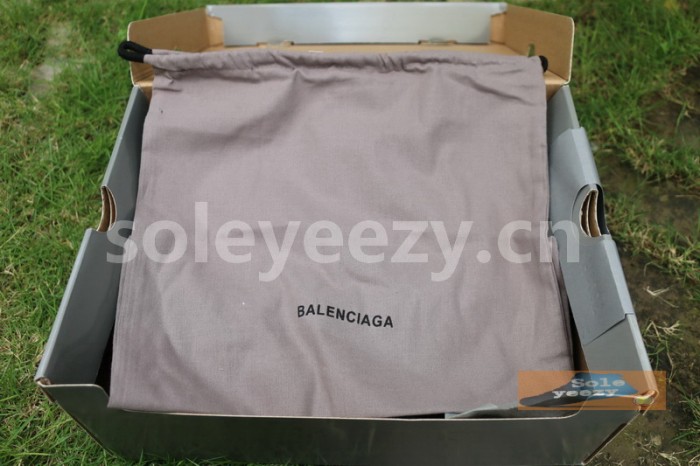 Super Max B Sandals-001