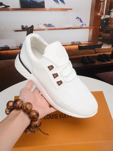 LV Men shoes 1：1 quality-3126