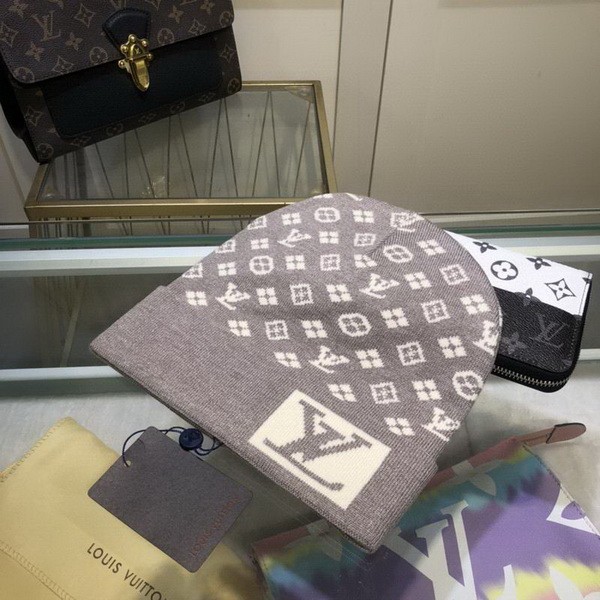 LV Wool Cap Scarf AAA-201