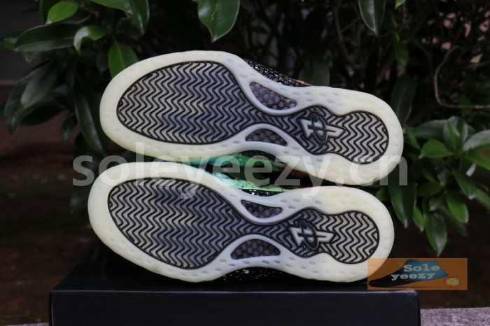 Authentic Nike Air Foamposite One “Green Strike”