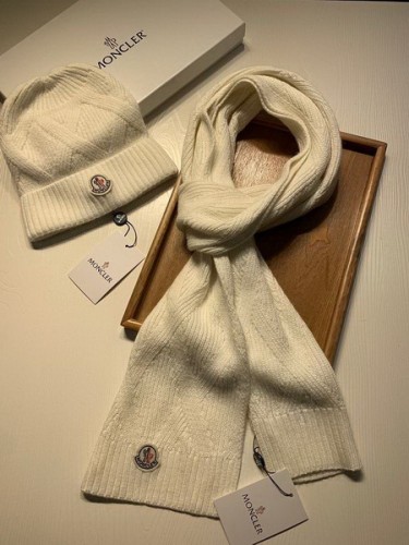 Moncler Wool Cap Scarf AAA-321