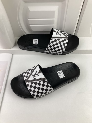 LV men slippers AAA-1108