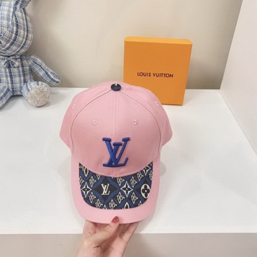 LV Hats AAA-829