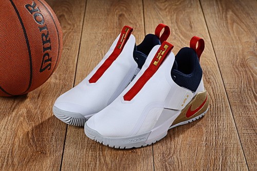 Nike LeBron James 11 shoes-009