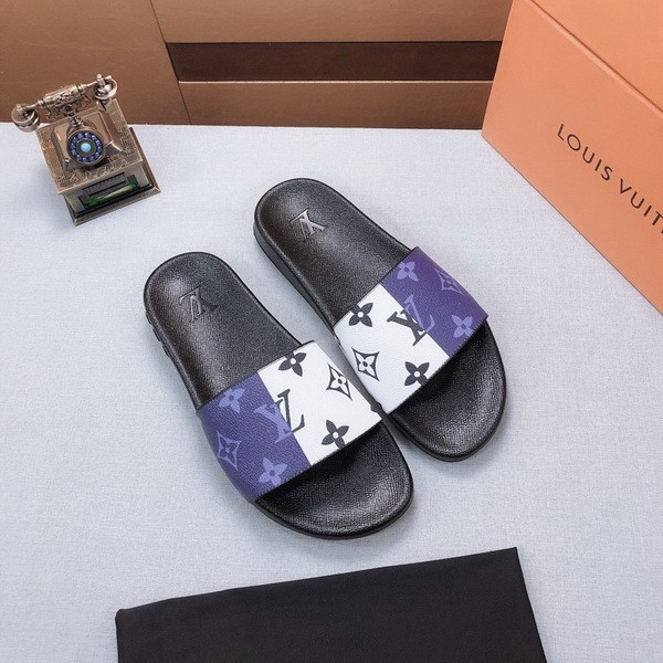 LV women slippers AAA-024