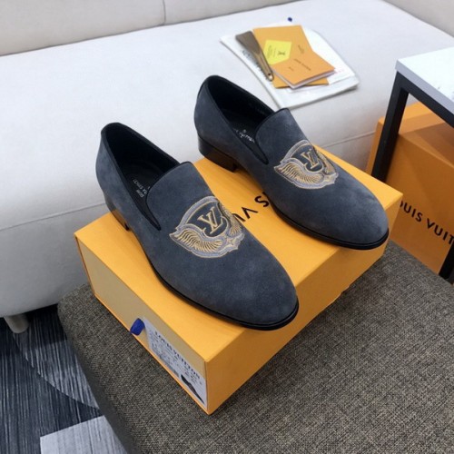 LV Men shoes 1：1 quality-3869