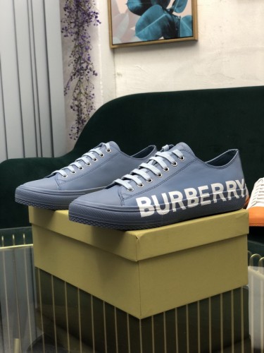 Burberry men shoes 1：1 quality-266