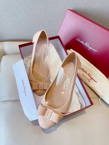 Ferragamo women slippers AAA-021