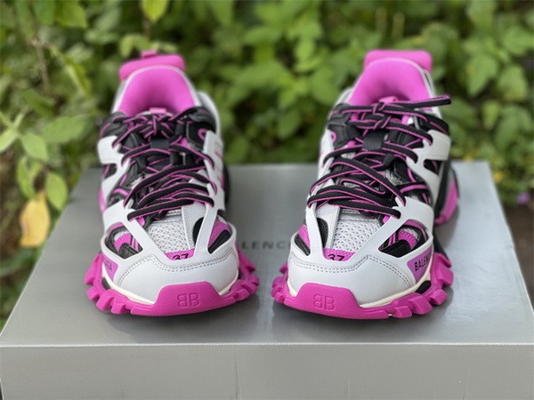 B 17FW Tripe-S High End Sneaker-227