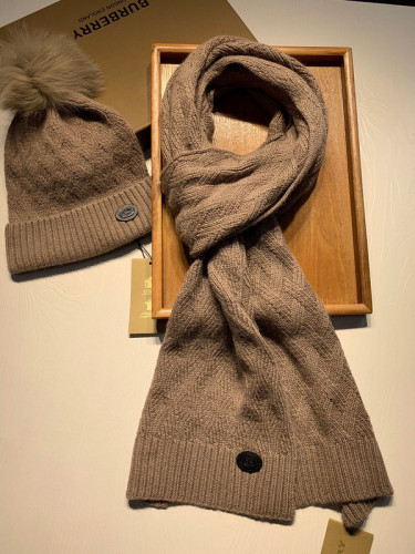 Burberry Wool Cap Scarf AAA-027