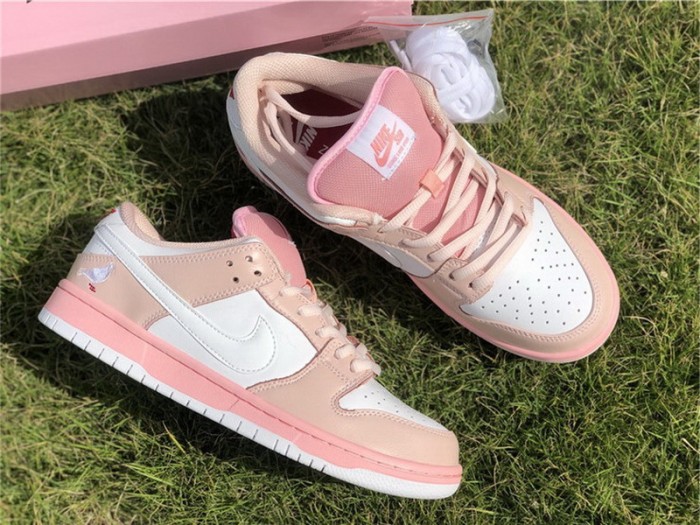 Authentic Nike SB Dunk Low Pigeon Pink