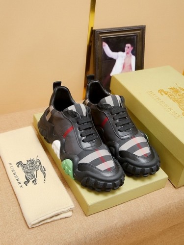 Burberry men shoes 1：1 quality-147