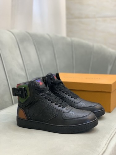 LV Men shoes 1：1 quality-4020