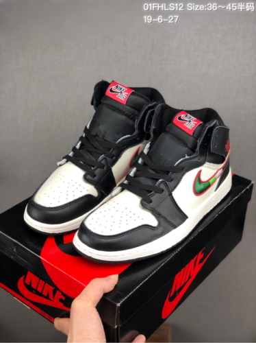 Jordan 1 shoes AAA Quality-110