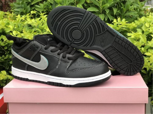 Authentic Diamond x Nike SB Dunk Low “Black” Women shoes