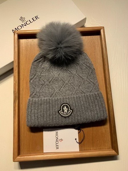 Moncler Wool Cap Scarf AAA-223