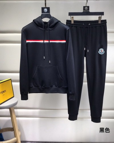 Moncler suit-138(M-XXXL)