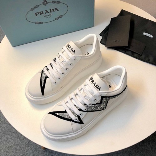 Prada women shoes 1：1 quality-070
