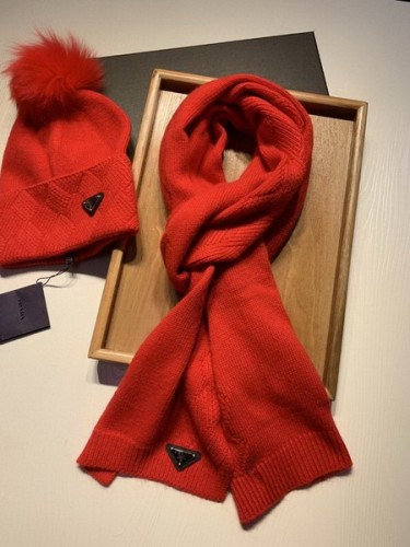 Prada Wool Cap Scarf AAA-082