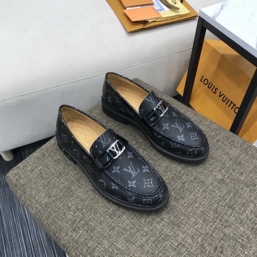 LV Men shoes 1：1 quality-4066