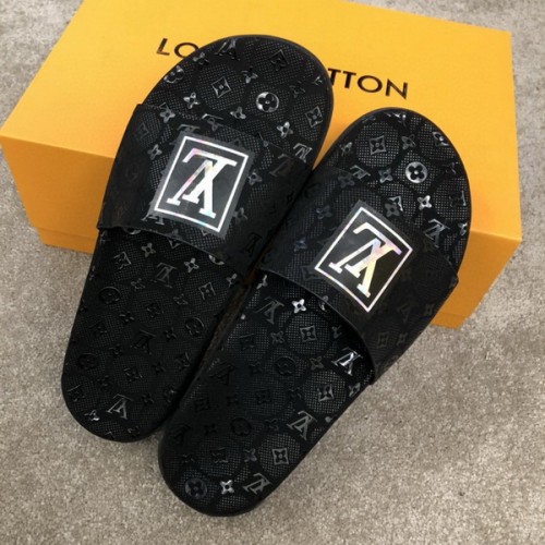 LV men slippers AAA-469