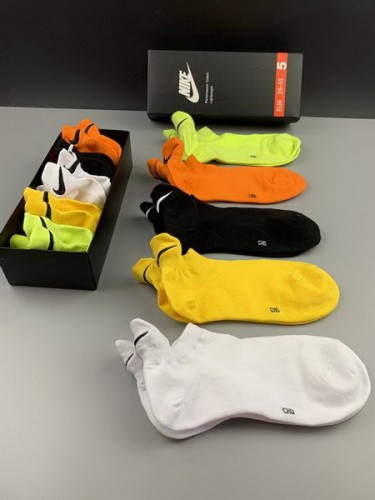 Nike Socks-043