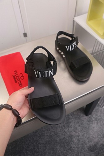 VT Men slippers AAA-073