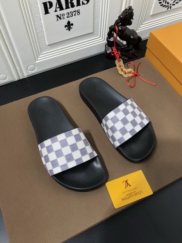 LV women slippers AAA-078