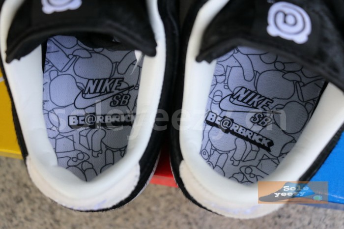 Authentic Nike SB Zoom Dunk Elite “BE@RBRICK”