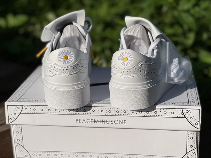 Authentic  PEACEMINUSONE x Nike Kwondo