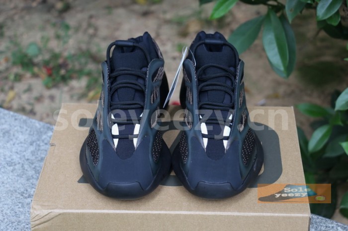 Authentic Yeezy 700 V3 “Eremiel”