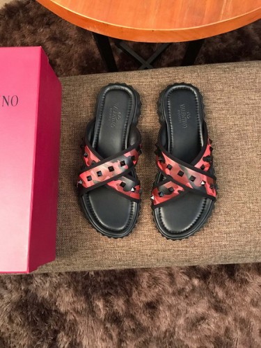 VT Men slippers AAA-022