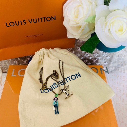 LV Necklace-009