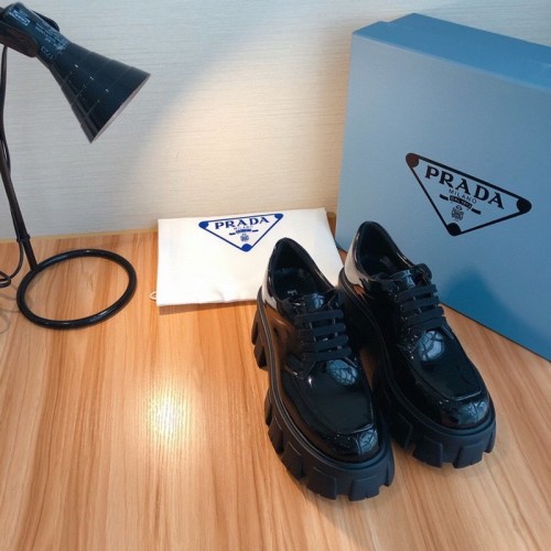 Prada women shoes 1：1 quality-082