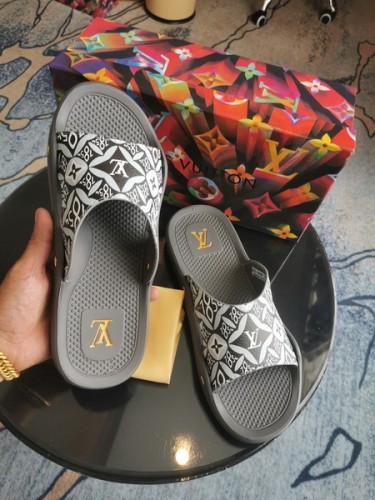 LV women Sandals 1：1 Quality-187