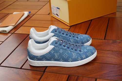 Super Max Custom LV Shoes-868