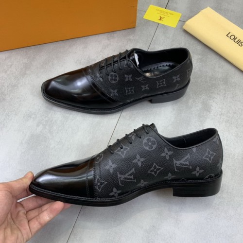 LV Men shoes 1：1 quality-4106