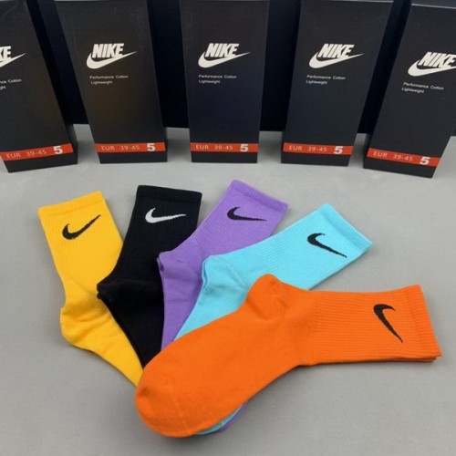 Nike Socks-041