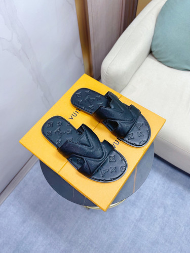 LV Sandals 1：1 Quality-340