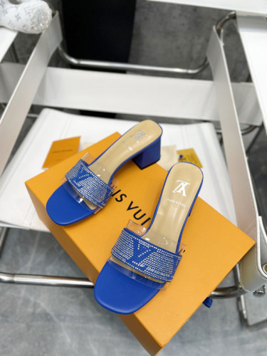 LV women Sandals 1：1 Quality-383