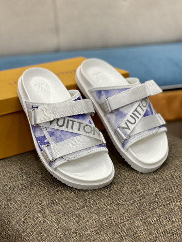 LV Sandals 1：1 Quality-304