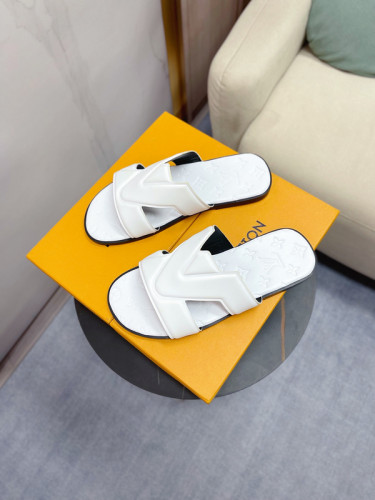 LV Sandals 1：1 Quality-333