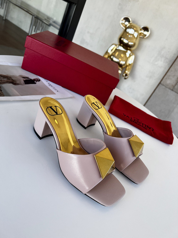 VT women slippers AAA-140