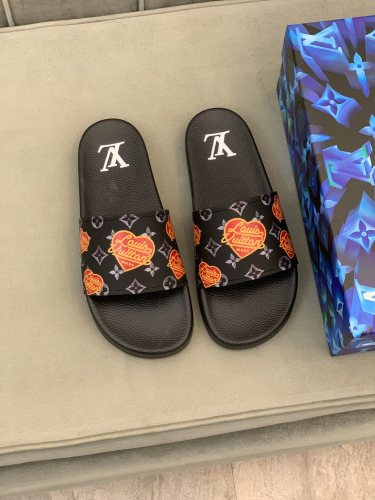 LV Sandals 1：1 Quality-381