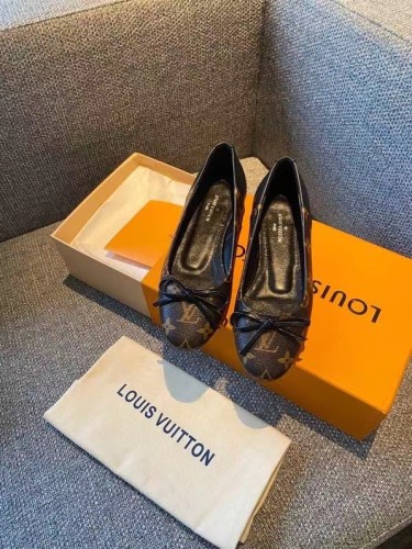 LV Women Shoes 1：1 Quality-803