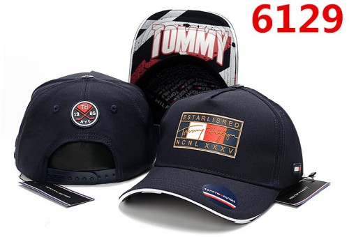 TOMMY HILFIGER Hats-106