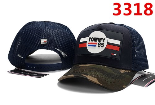 TOMMY HILFIGER Hats-030