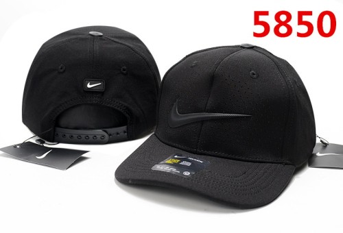 Nike Hats-004