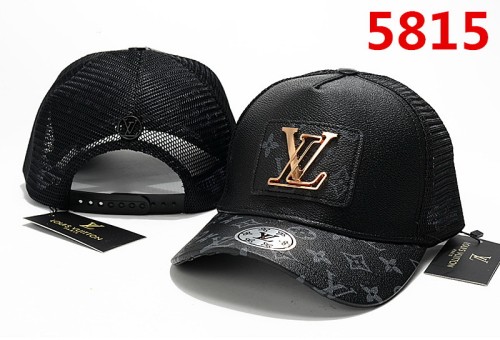 LV Hats-019